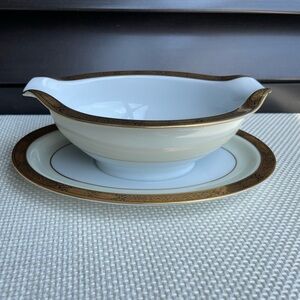 Noritake Goldkin 5675 Gravy Boat with Attached Underplate Japan 1950s